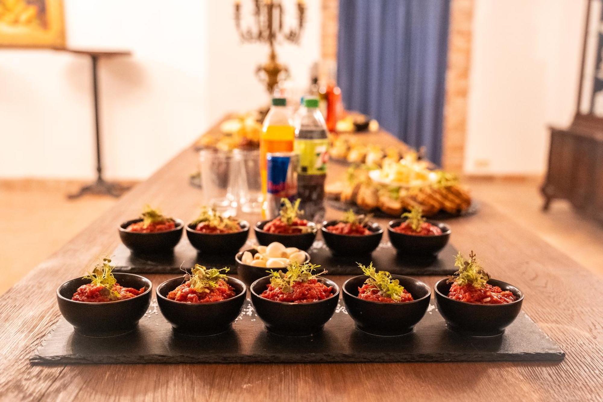 Hotel Grand Uherske Hradiste Luaran gambar