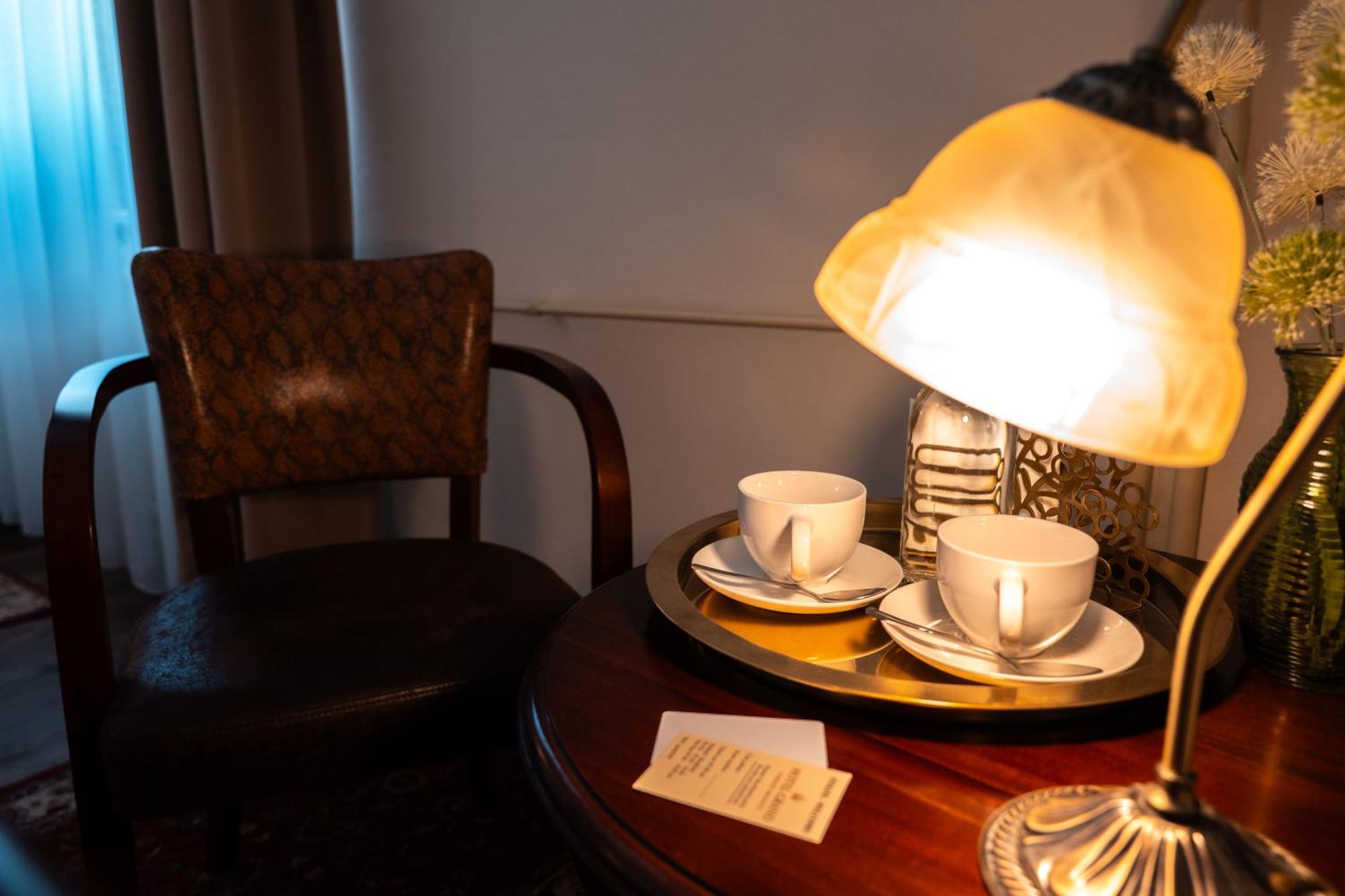 Hotel Grand Uherske Hradiste Luaran gambar
